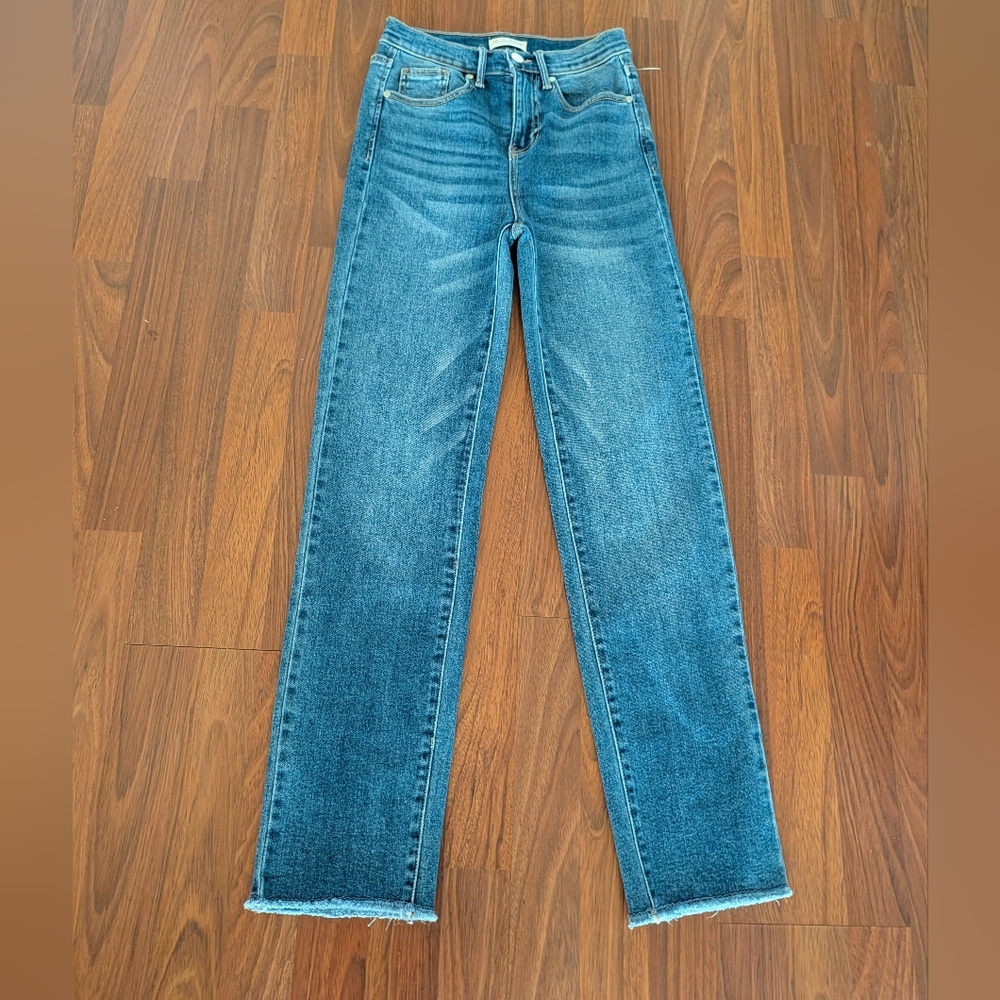 78 & Sunny High Rise Straight Leg Jeans in Medium Wash Size 2 NWOT